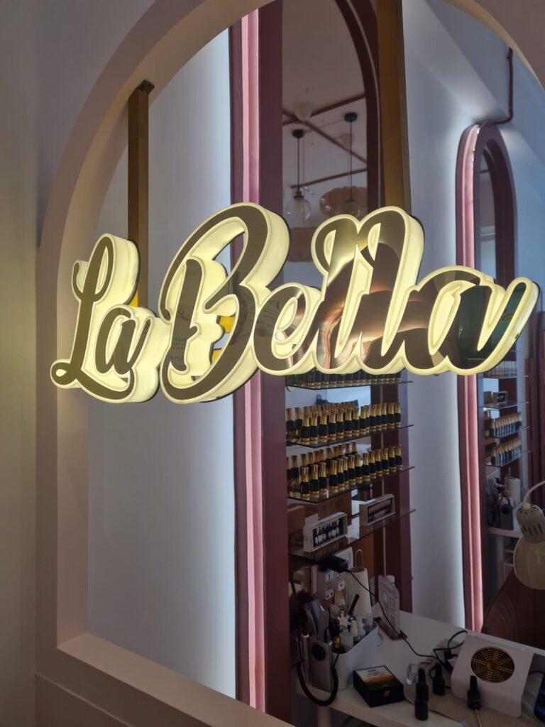 Sign N Glow signage project installed for retail outlet in Mumbai